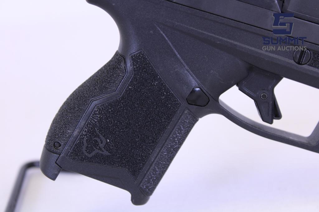 Taurus GX4 9mm