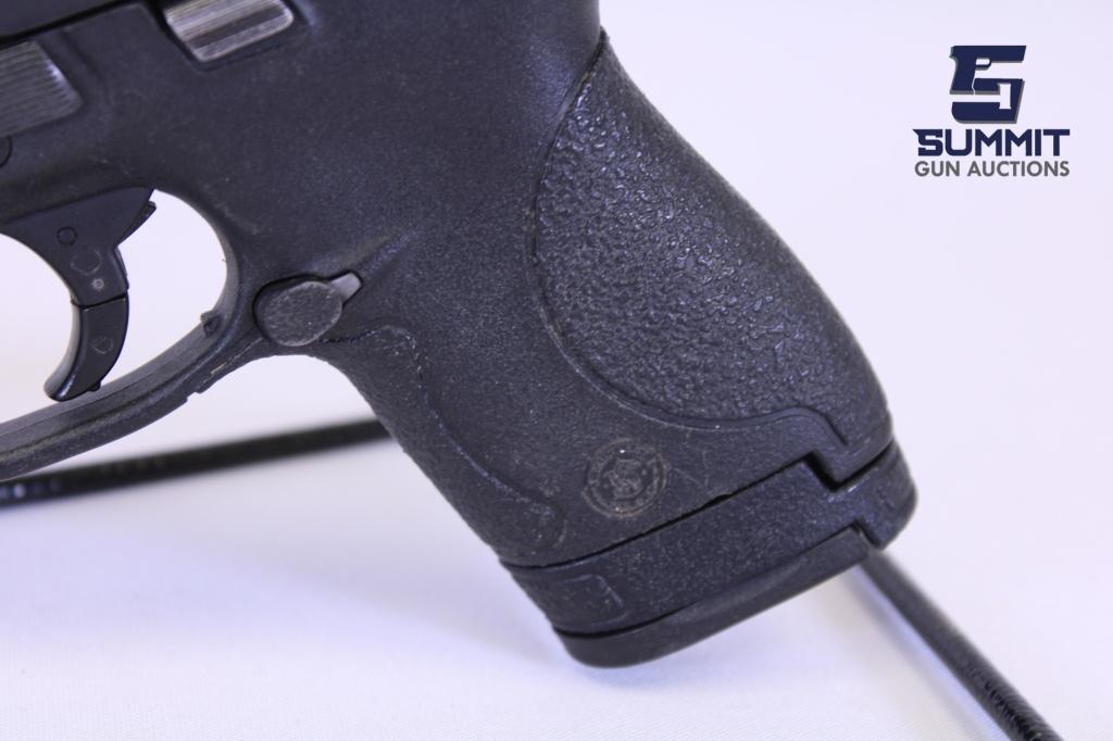 Smith & Wesson M&P 9 Shield 9mm