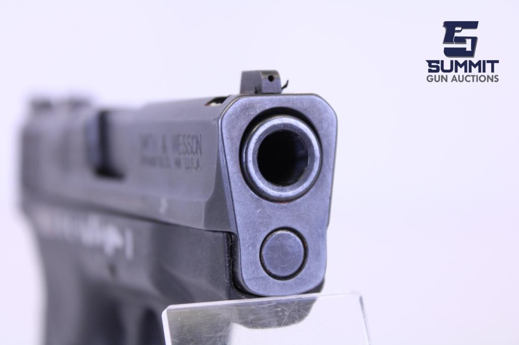 Smith & Wesson M&P 9 Shield 9mm