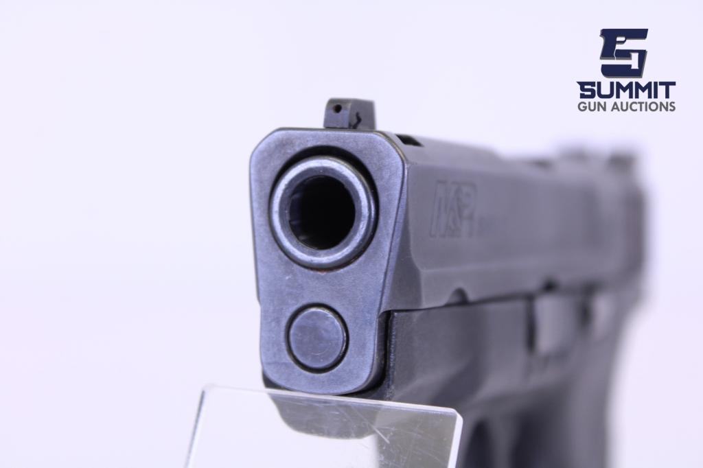 Smith & Wesson M&P 9 Shield 9mm