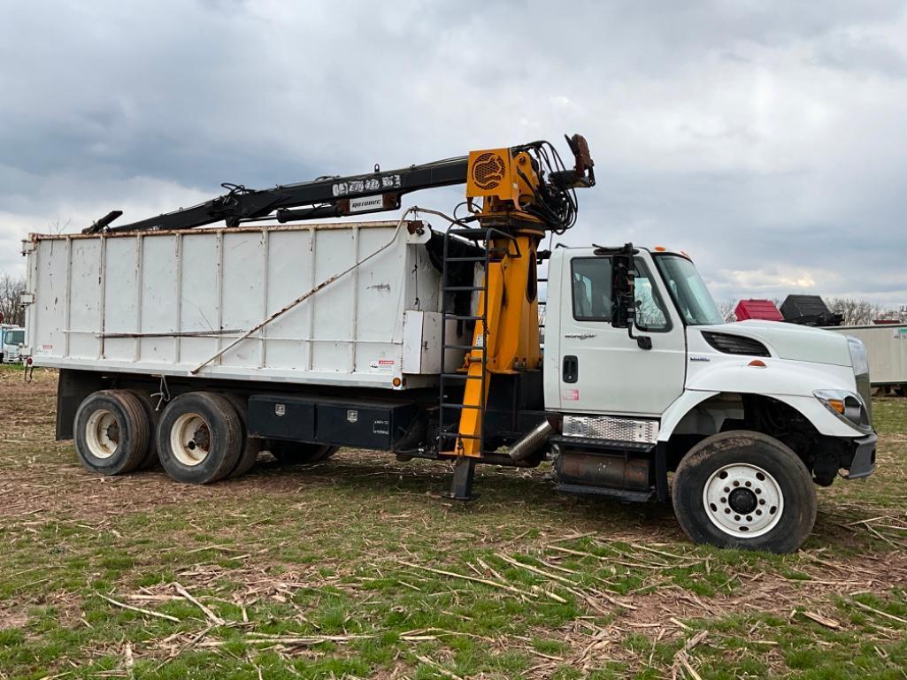 2009 INTERNATIONAL 7600 TANDEM AXLE GRAPPLE TRUCK