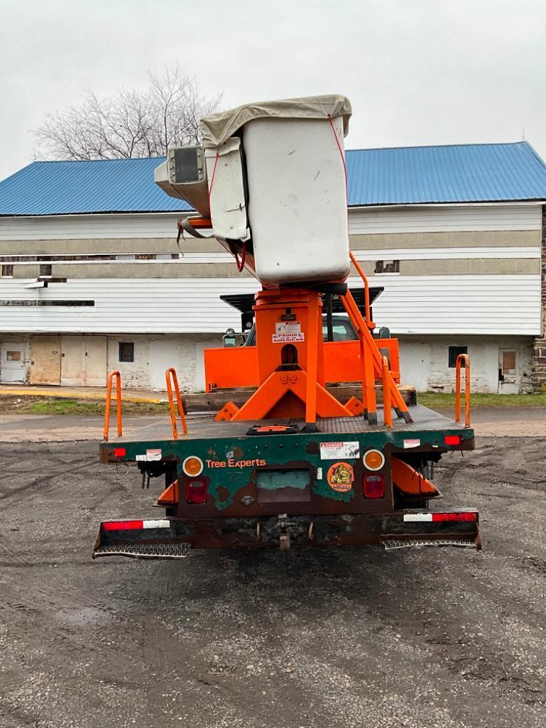 2011 FORD F750 REAR MOUNT BUCKET TRUCK. HIGH RANGER XT60 65 FOOT WORKING HEIGHT BOOM