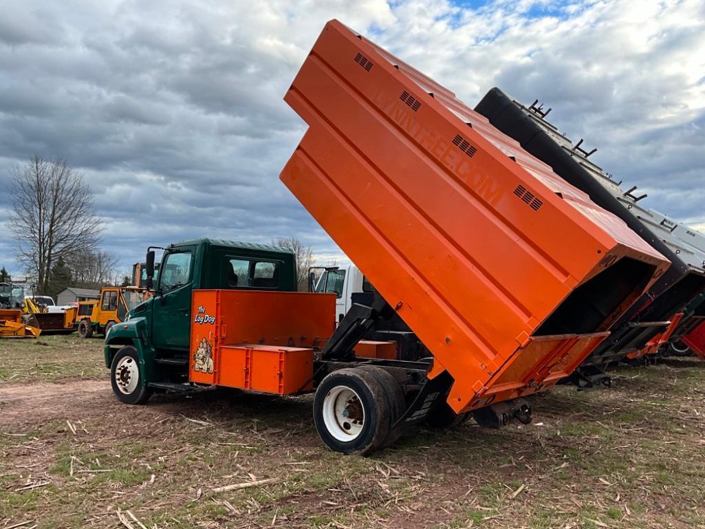 2009 HINO 238 CHIP TRUCK