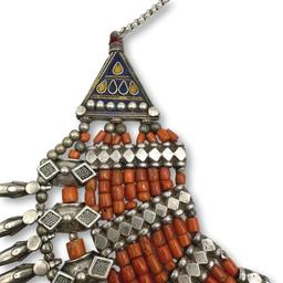 Vintage Tribal Coral and Silver Alloy Necklace