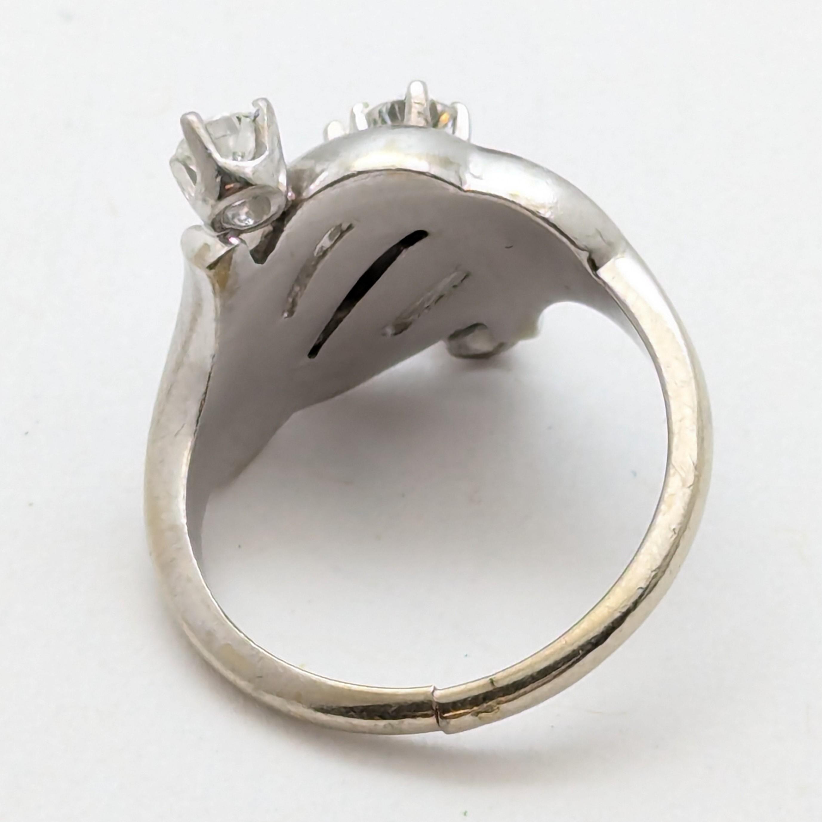 FEATURE - 14k White Gold Ring with 5 Round Cut Diamonds