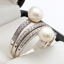 Italian Sterling Silver Costume Pearl Ladies Ring