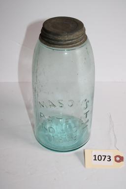 Mason Jar with Metal Lid