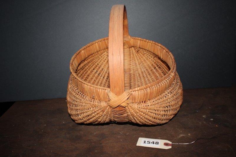 Buttocks Basket