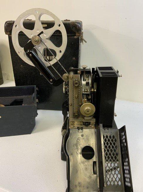 WWII GERMANY SIEMENS 16 MM FILM MOVIE PROJECTOR LUFTWAFFE USED BERLIN MARKED