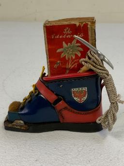 AUSRIA TIROL INSBRUCK MOUNTAIN BOOT MATCH HOLDER