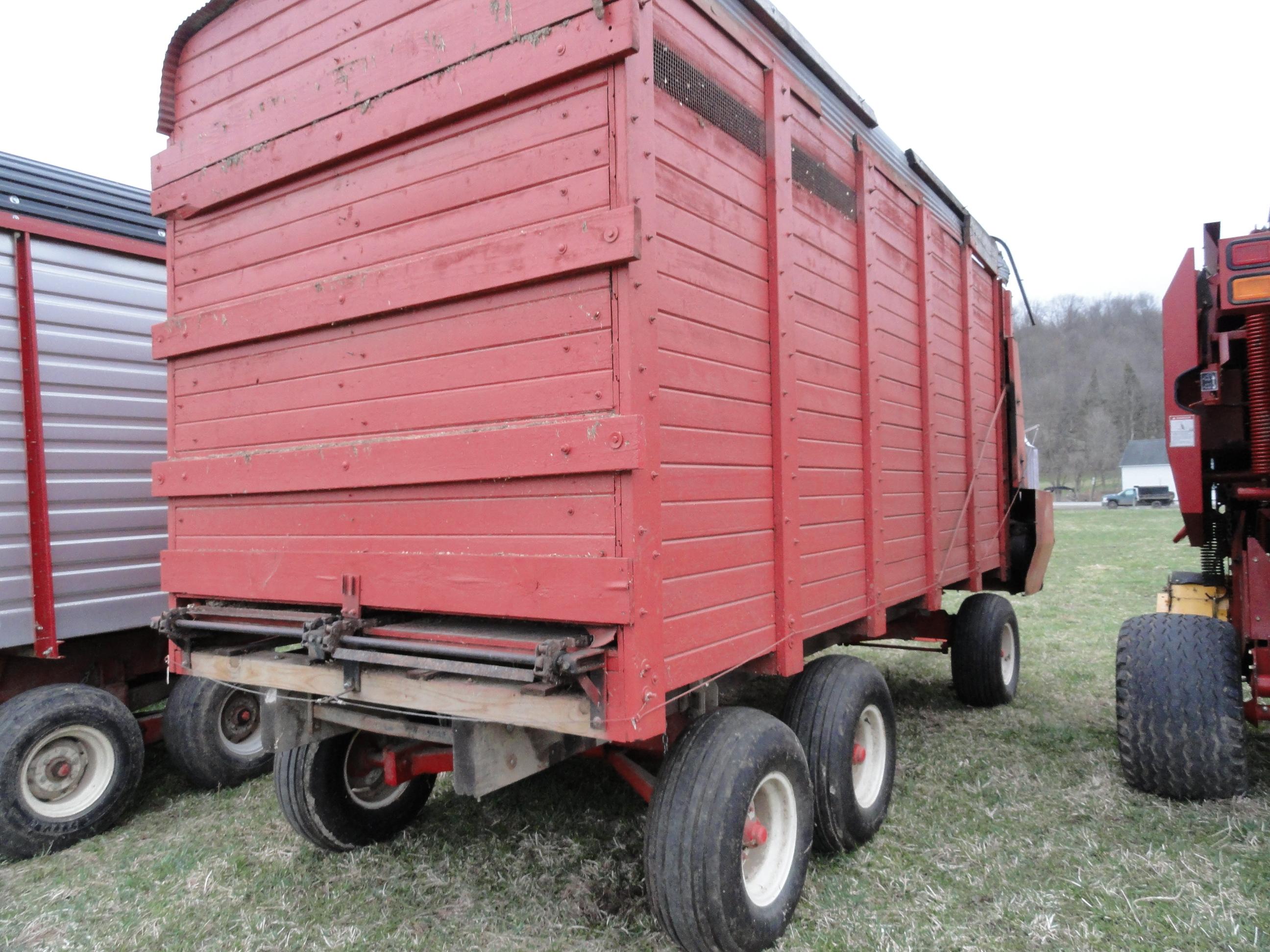 H & S X-L Self Unloading Wagon