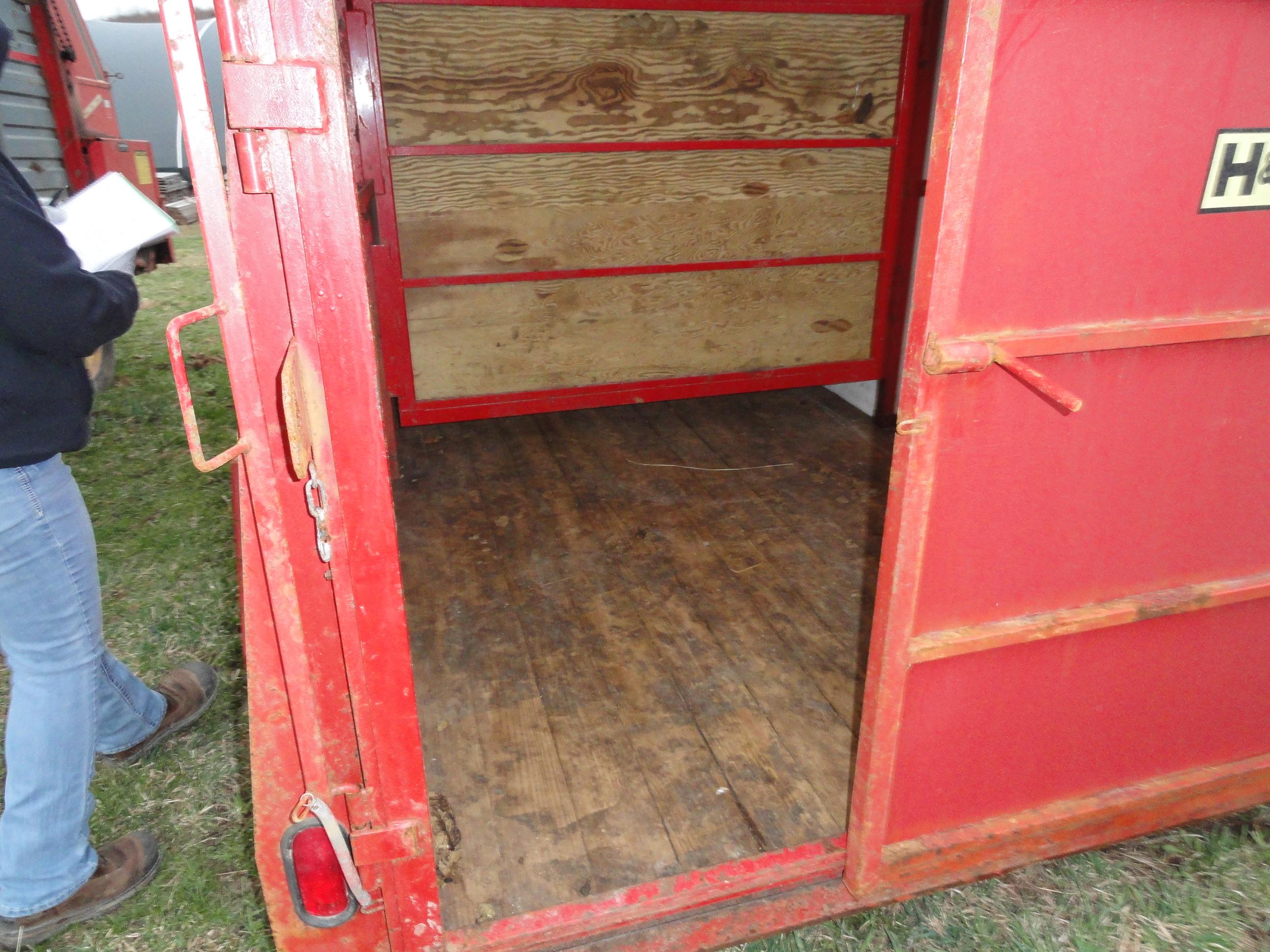 2005 14ft H & S Steel cattle trailer.  Has original certificate of orgin (NO TITLE)