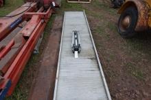 Aluminum ramp and legs