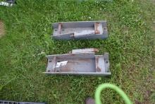 Quick attach brackets