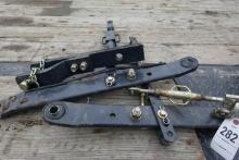 NEW - 3PT hitch arms with draw bar