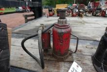 Air jack