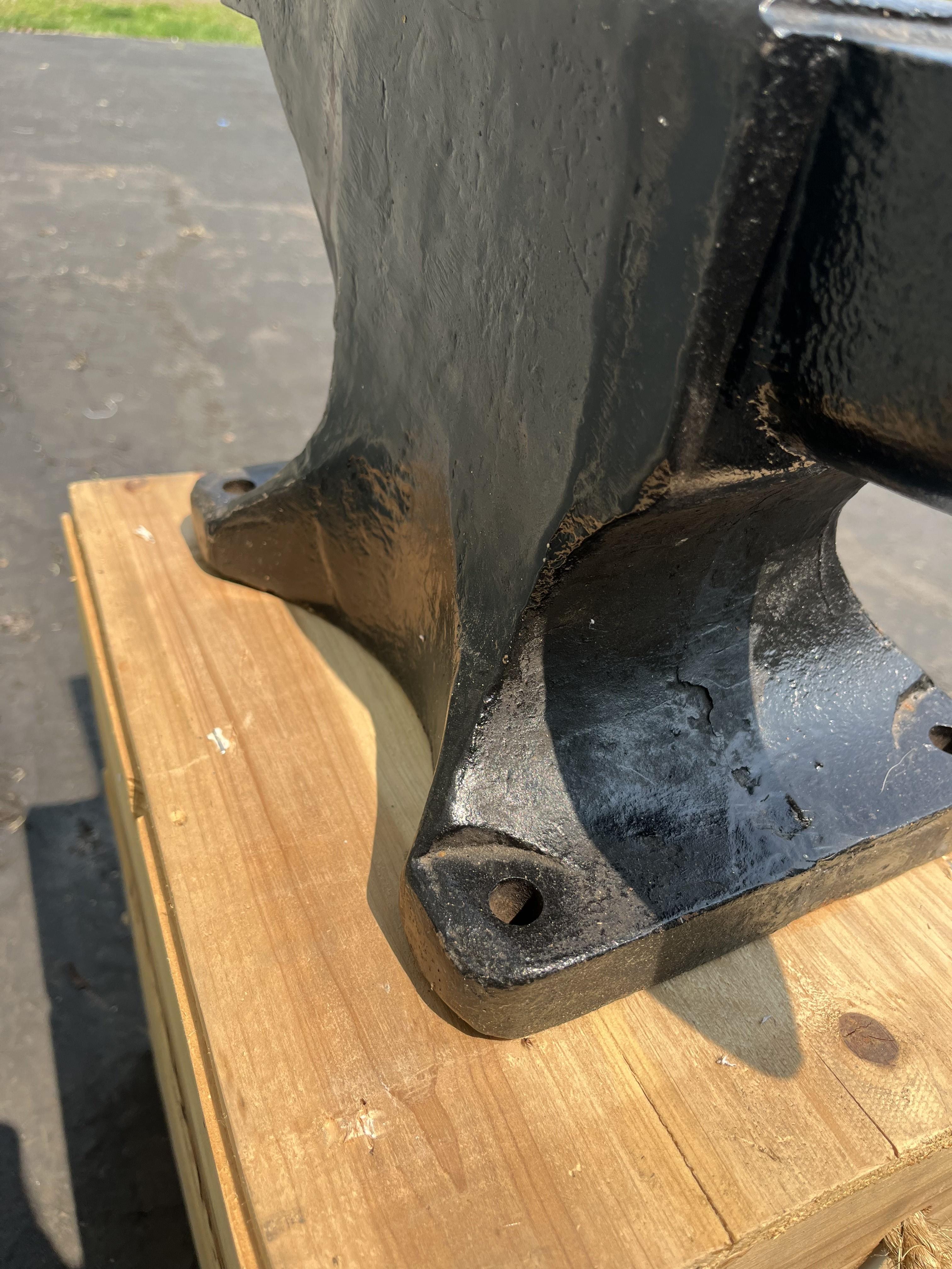 Babco Oakland Anvil 100 Lbs"