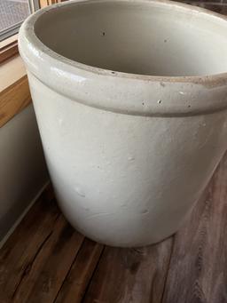 Red Wing 12 Gallon Large Wing Union Stoneware Crock