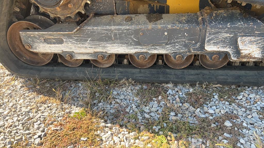 2021 Deere 333G