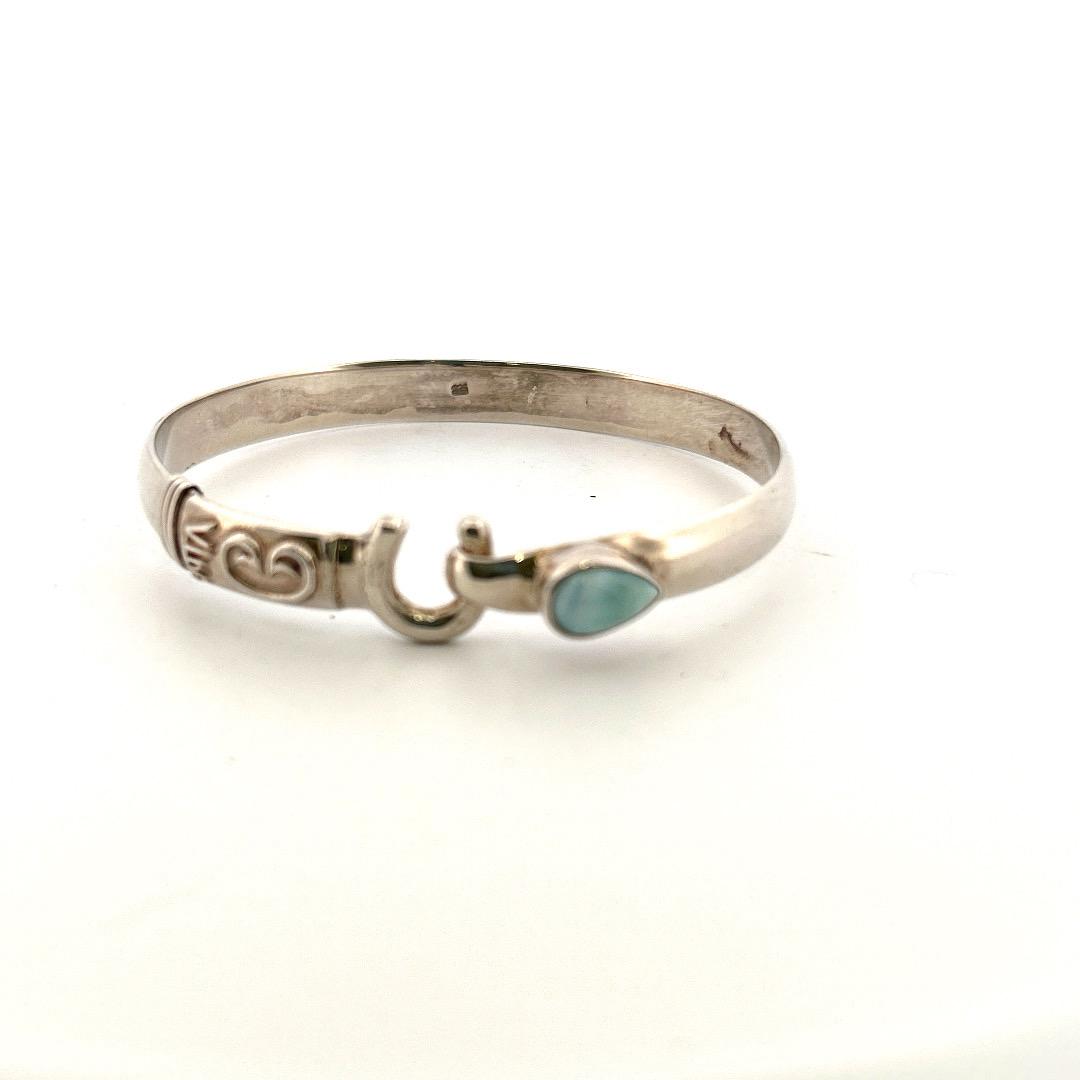 Sterling 925 Bangle w/larimar stone