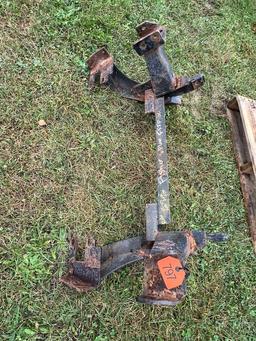 2005- 2007  F250--550 Fisher Mount