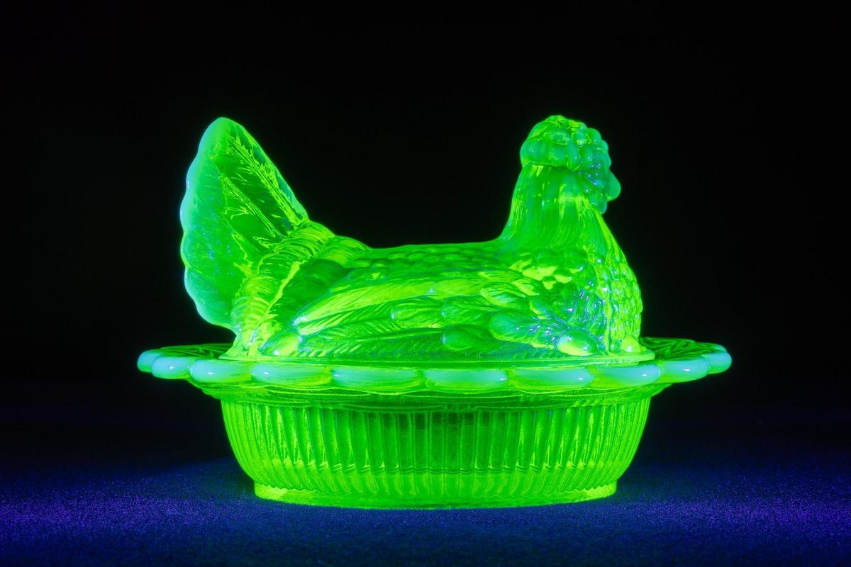 Antique Uranium Vaseline Glass Hen by Mosser