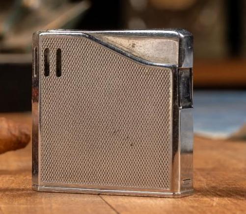 Maruman Halley DL-6 Piezo Electric Lighter