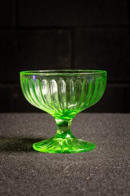 Uranium Glass Parfait Cup 4