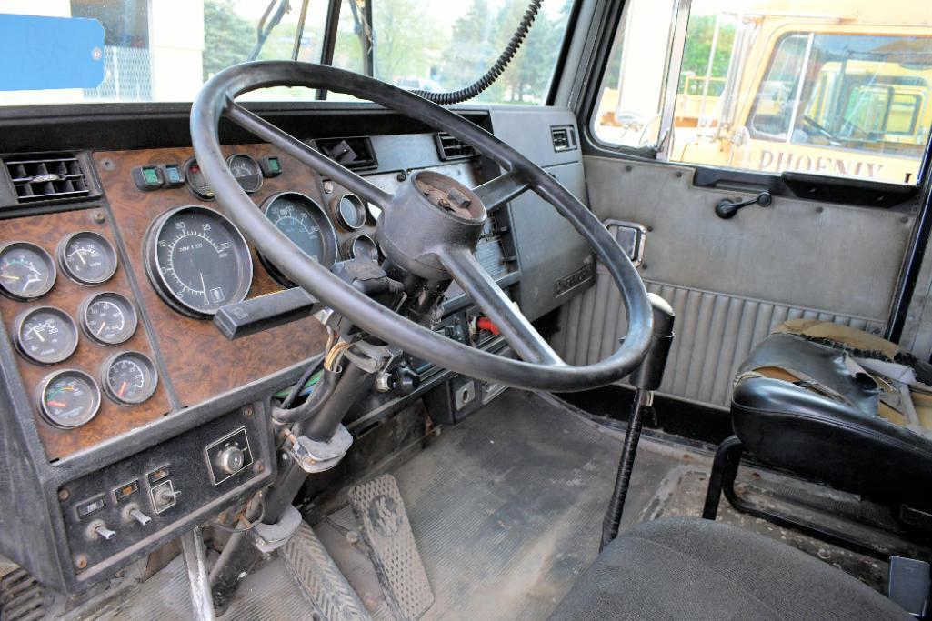 1992 Kenworth Model T800 Tandem Axle Semi-Tractor