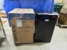 Contoure RV / Camper 3.3 cubic feet deluxe refrigerator, model # R-330BK-12V