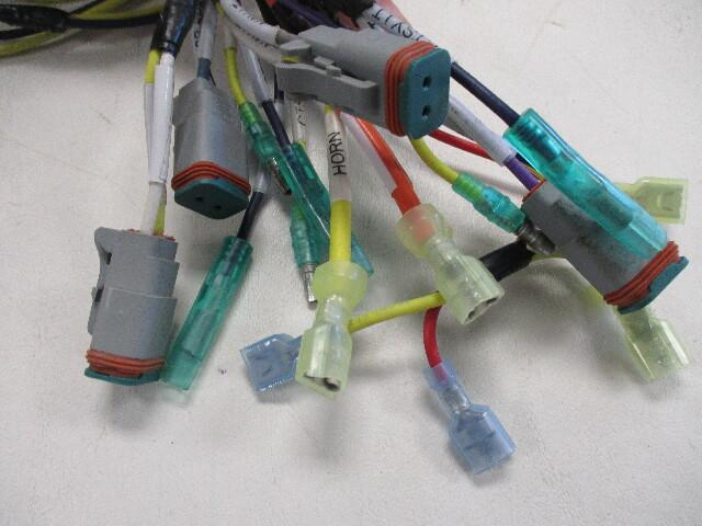 Stingray 273CC deck harness, part # 240-05645-H marine boat