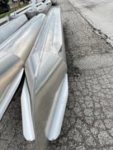 Pontoon log 21' 2" long single marine boat
