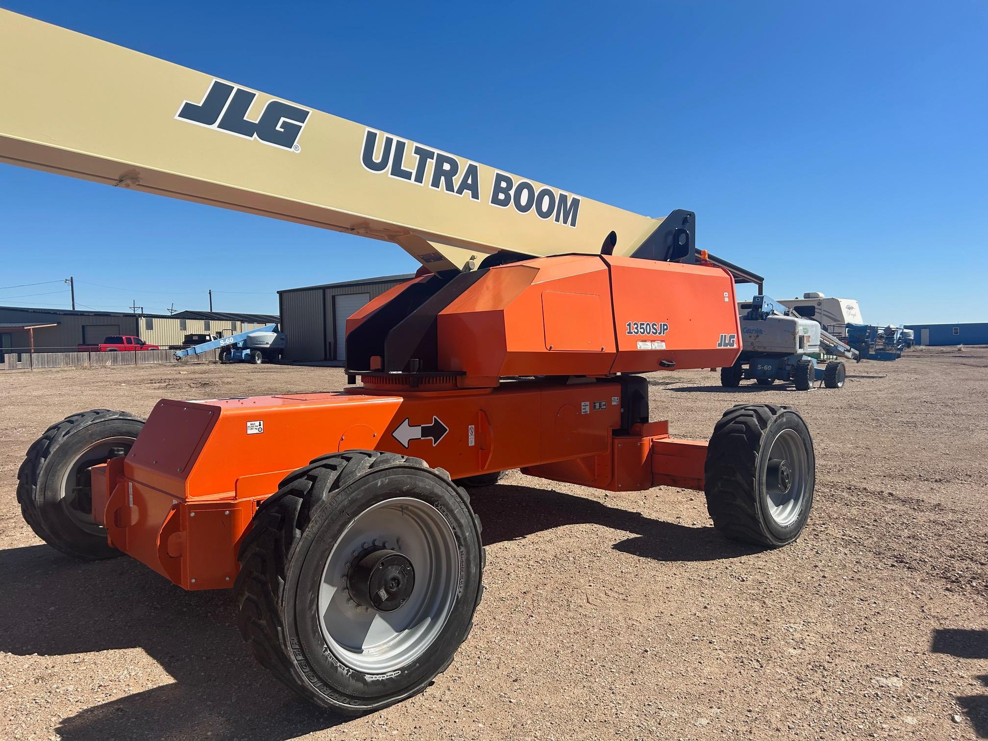 2015 JLG Super Boom 135ft