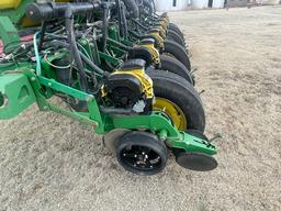 2011 John Deere DR24R30