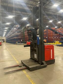 Wire Guided Raymond Order Picker Model 560-opc30tt