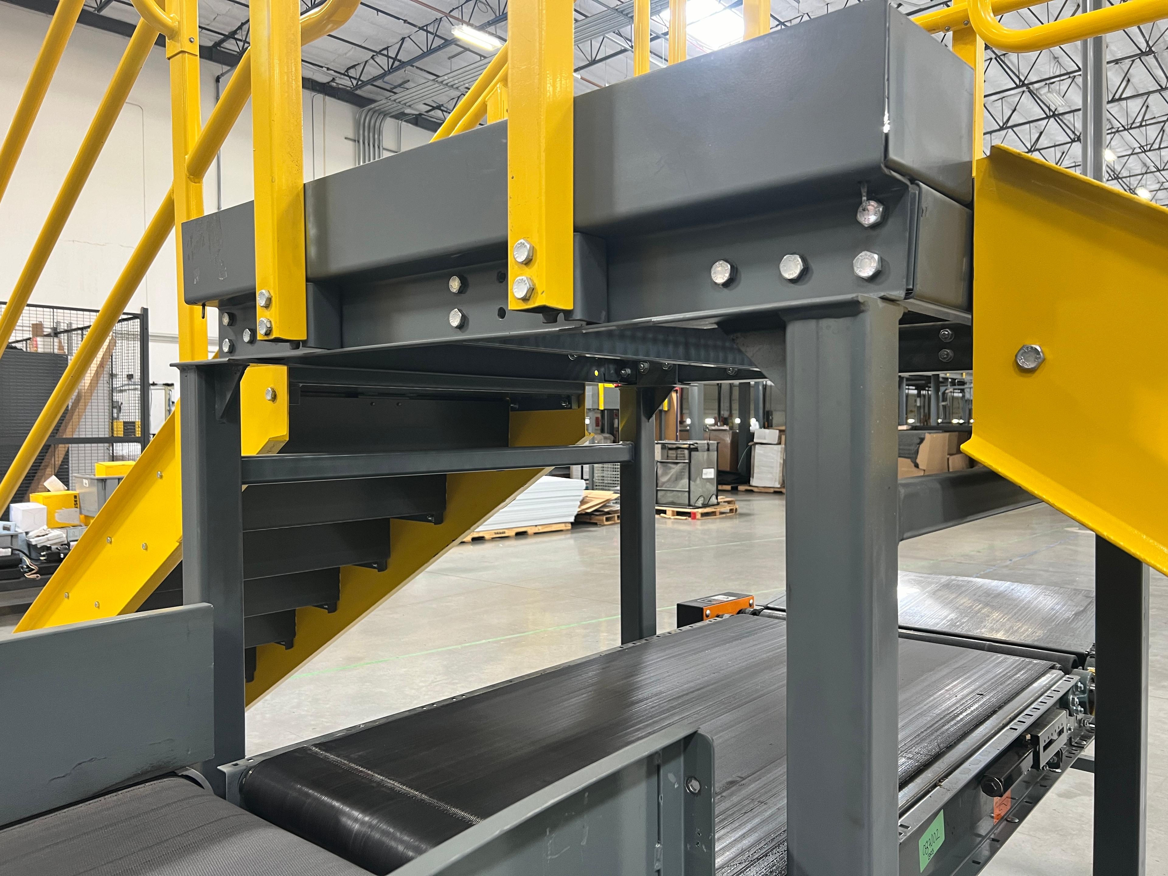 Steele Solutions Conveyor Crossover