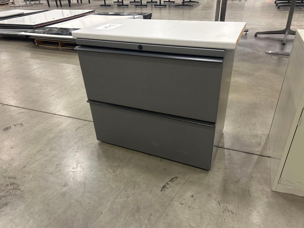 Filing Cabinet 2 Compartment 32" x 18" x 28"