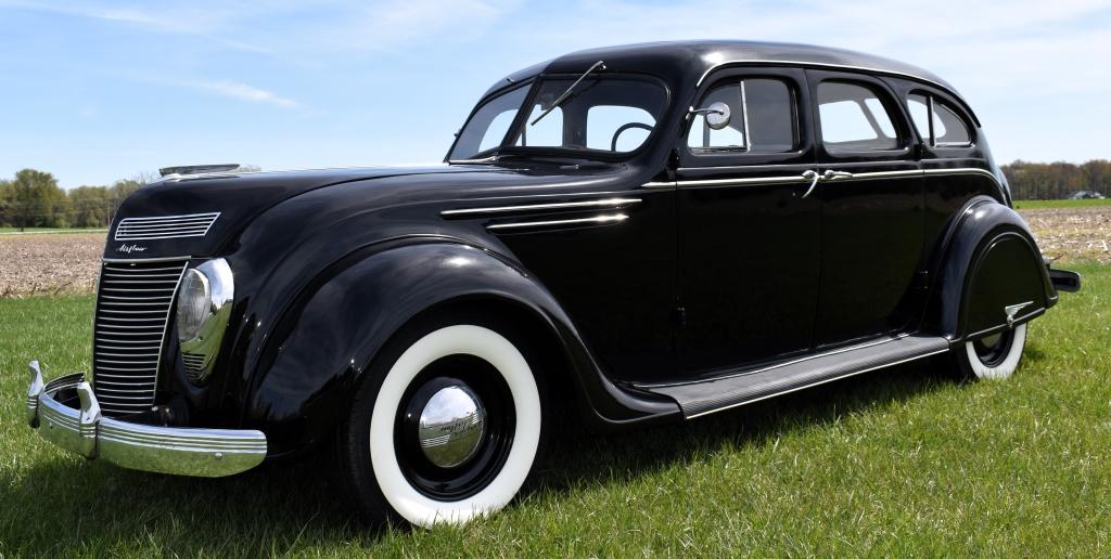 1937 Chrysler Airflow Sedan