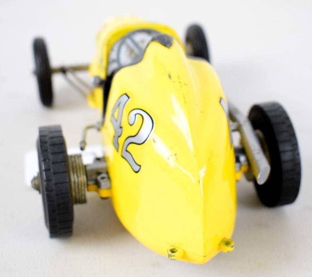 OHLSSON & Rice tether car