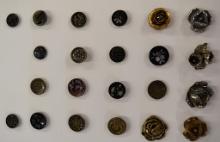 2 Cards metal buttons in asst sizes & colors,