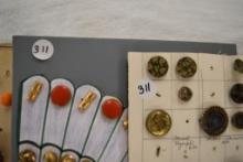 13 Cards plastic buttons, cloth, Chinese, picture