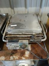 COMMERCIAL PANINI PRESS