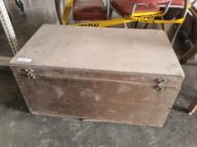 VINTAGE CRATE AND MILITARY FOOTLOCKER