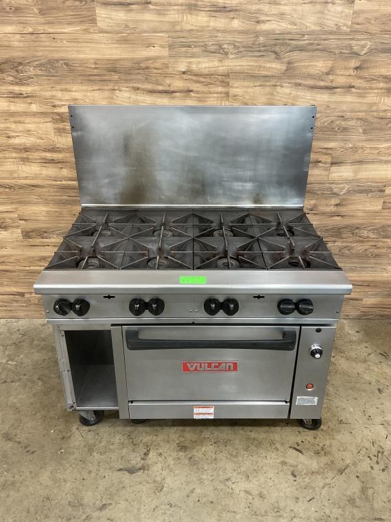 Vulcan 8-Burner Range w/ Oven, Natural Gas