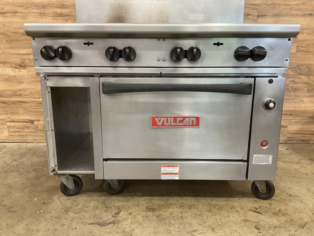 Vulcan 8-Burner Range w/ Oven, Natural Gas