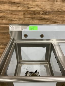 New Advance Tabco Single Bay Sink