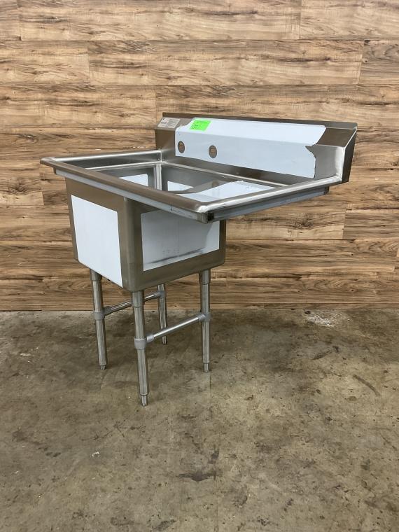 New Advance Tabco Single Bay Sink