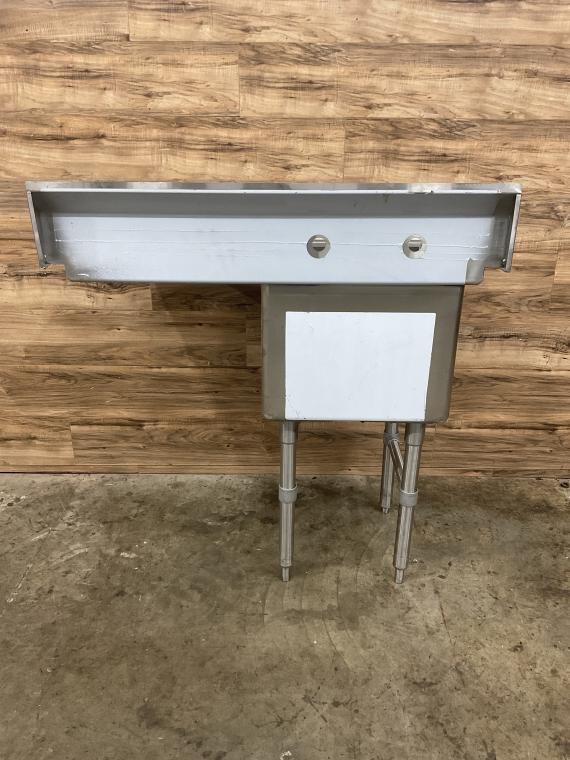 New Advance Tabco Single Bay Sink