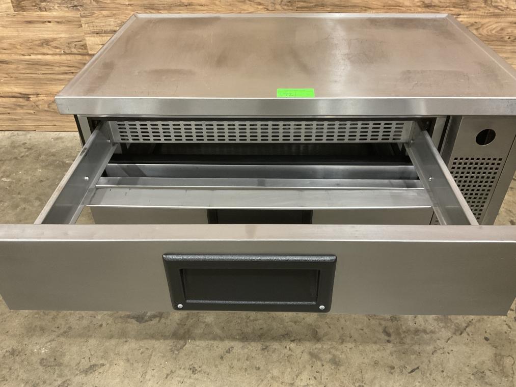 True Refrigerated Chef Base, 115v