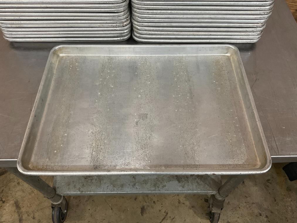 (28) Count 1/2 Sized Sheet Pans
